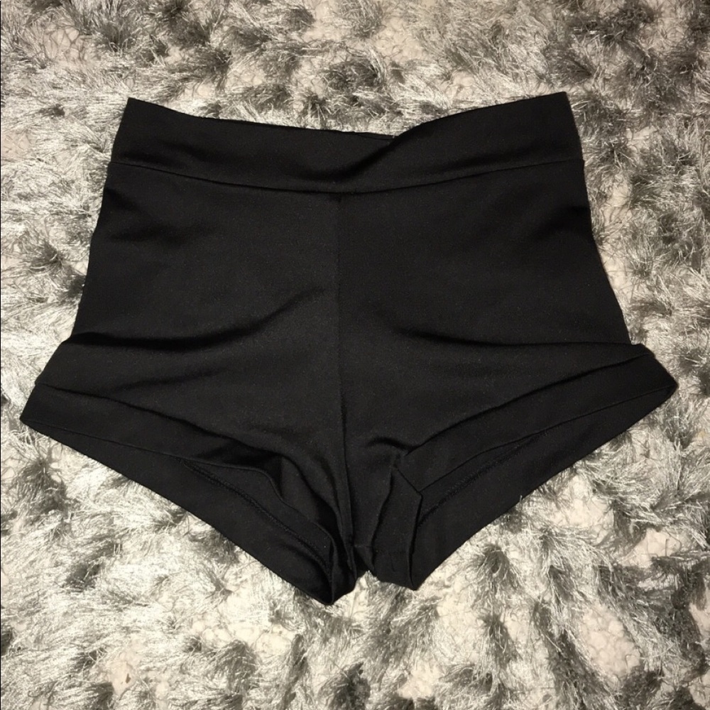 Reverence Booty-shorts/spandex